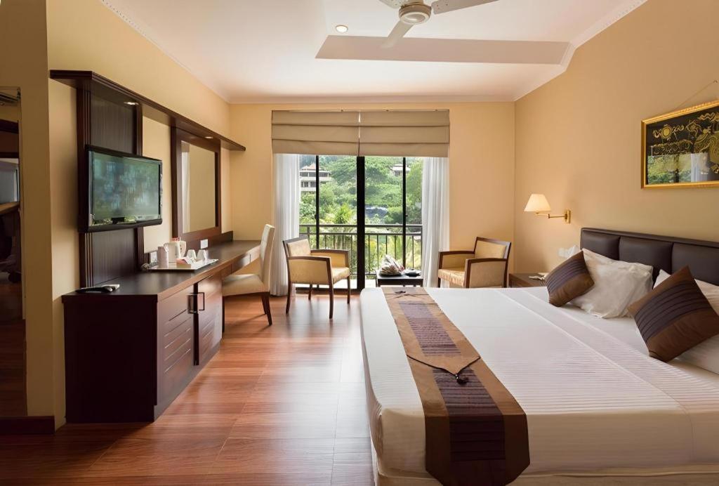 Devon Hotel Kandy Exteriör bild